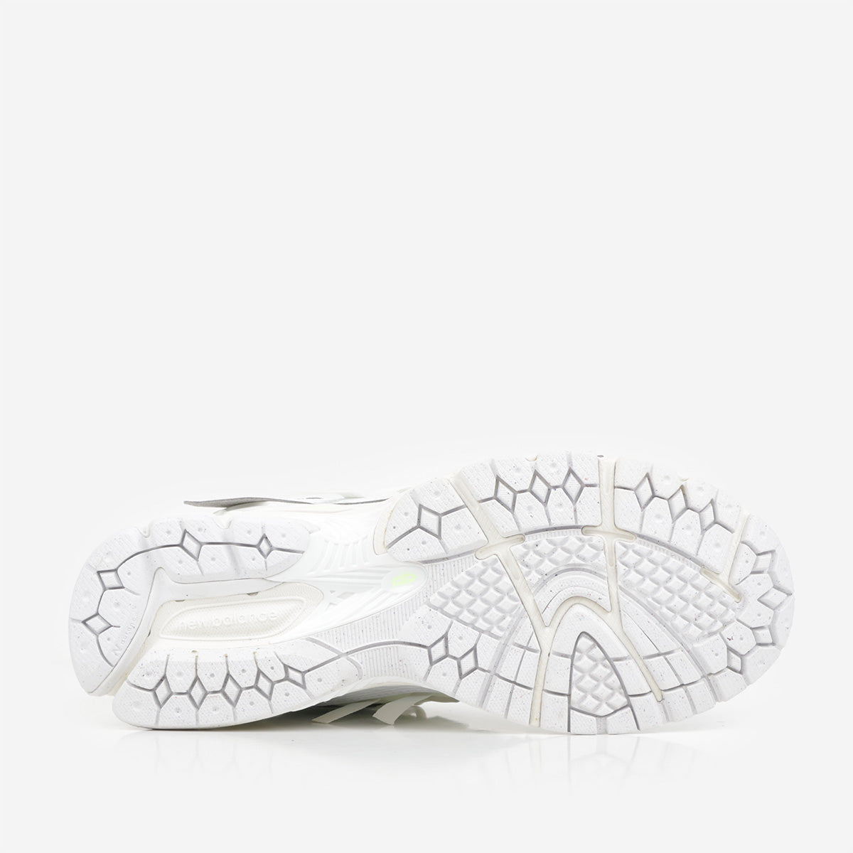 New Balance 1906AE Shoes
