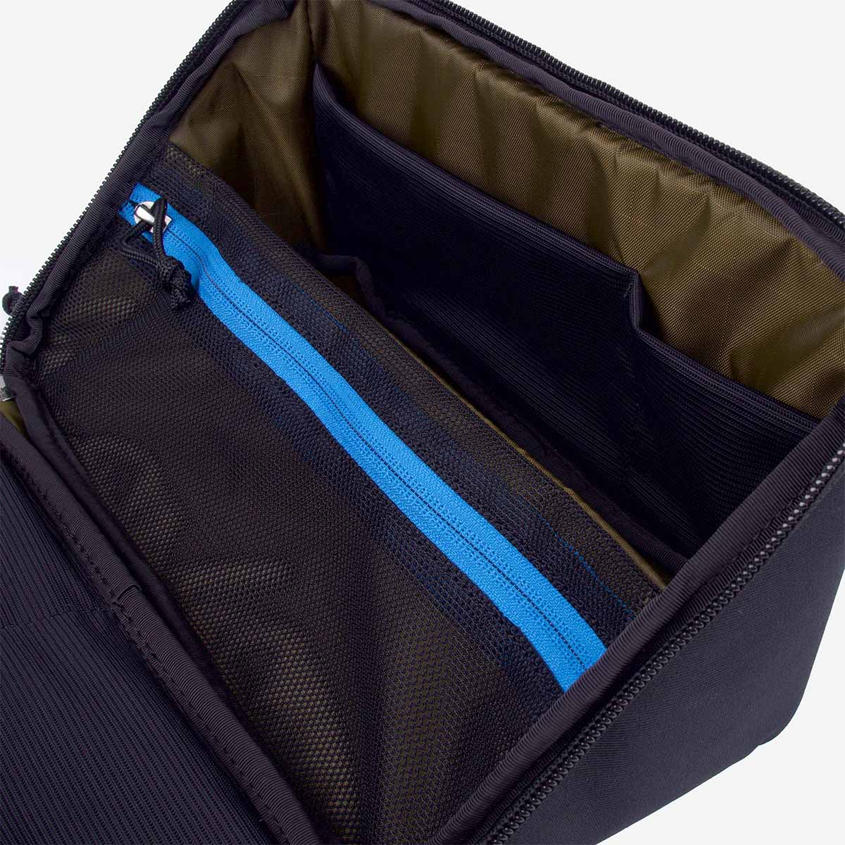 Cotopaxi Viaje Toiletry Kit