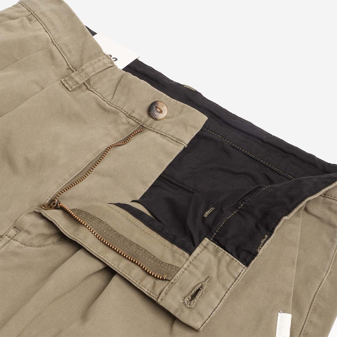 Element Big Pleated Chino Pant