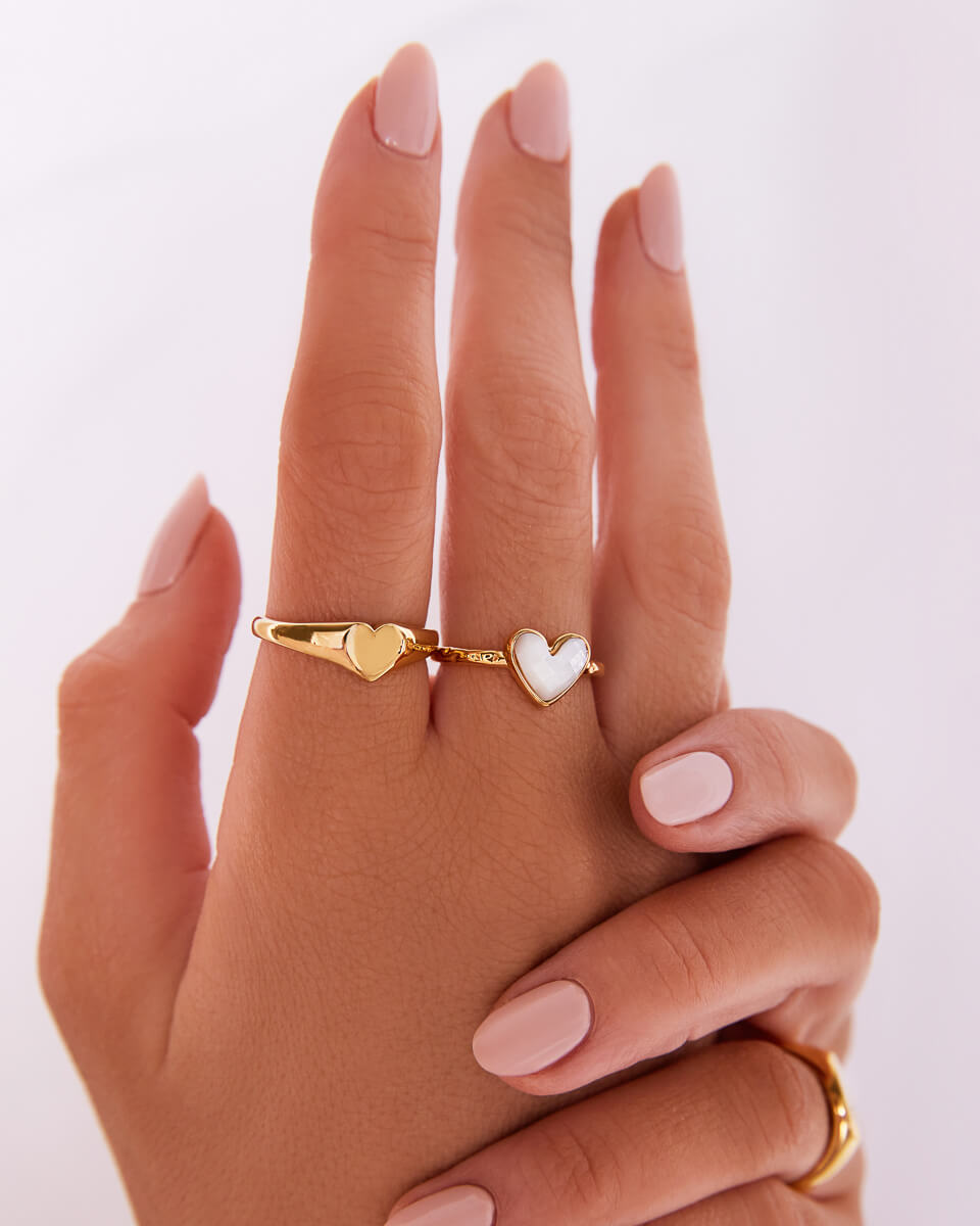 Mother of Pearl Heart Ring (Gold)
